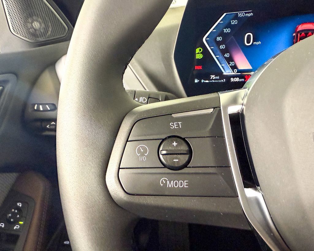 Thumbnail: 2025 BMW 2 Series - 40