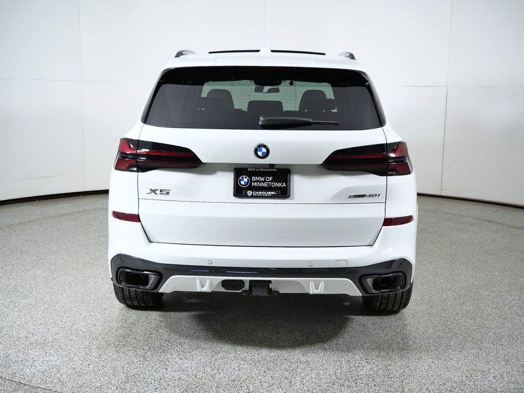 Thumbnail: 2026 BMW X5 - 10