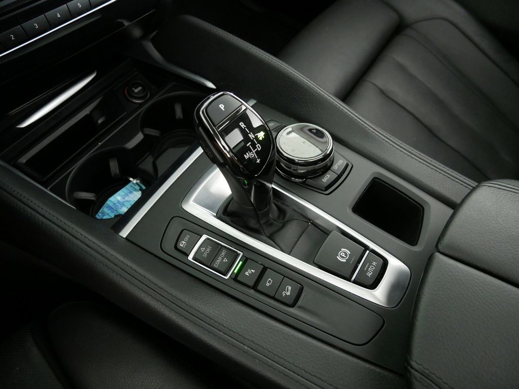 Thumbnail: 2016 BMW X6 - 48