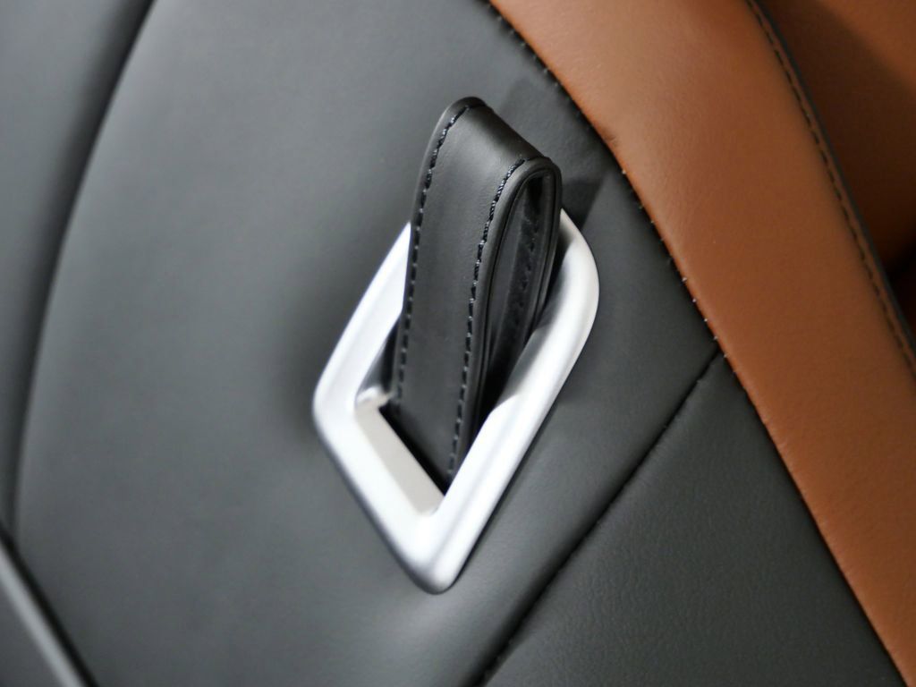 Thumbnail: 2026 BMW 8 Series - 26