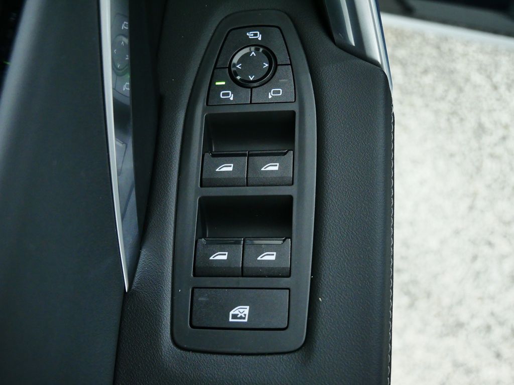 Thumbnail: 2026 BMW X1 - 32