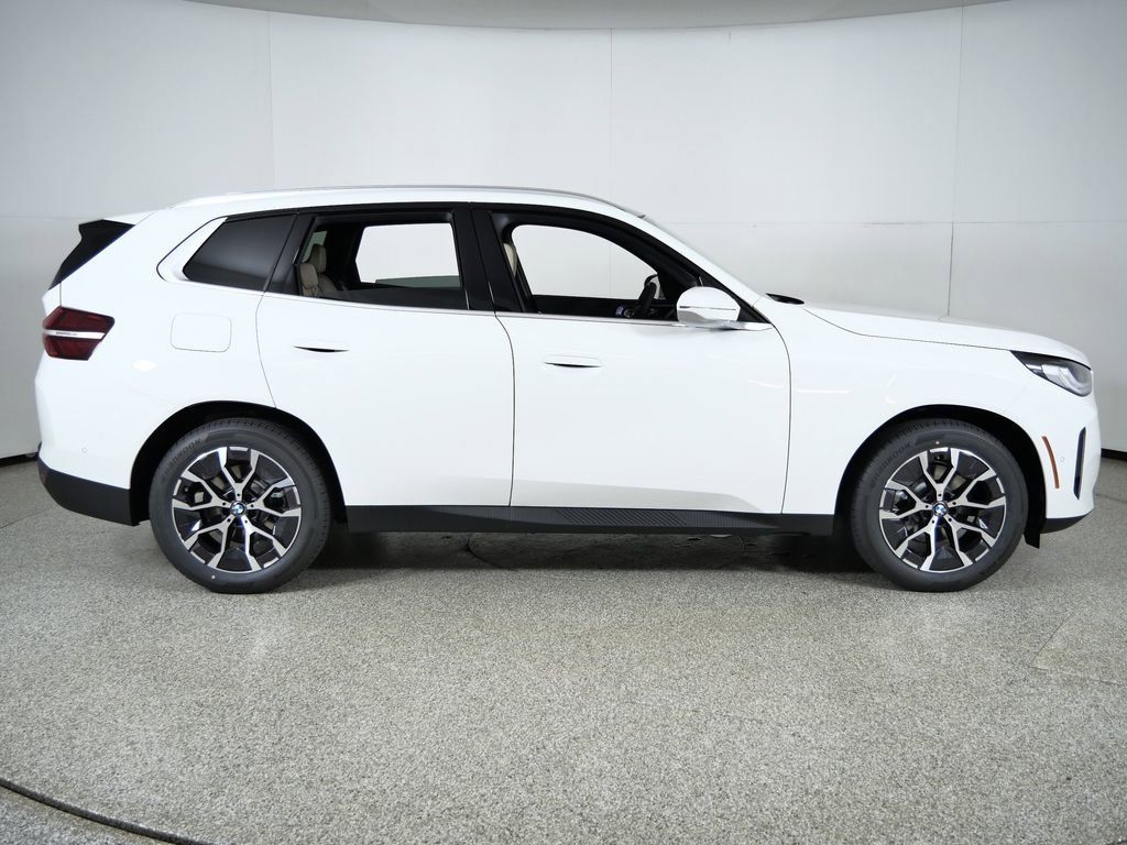 Thumbnail: 2026 BMW X3 - 10