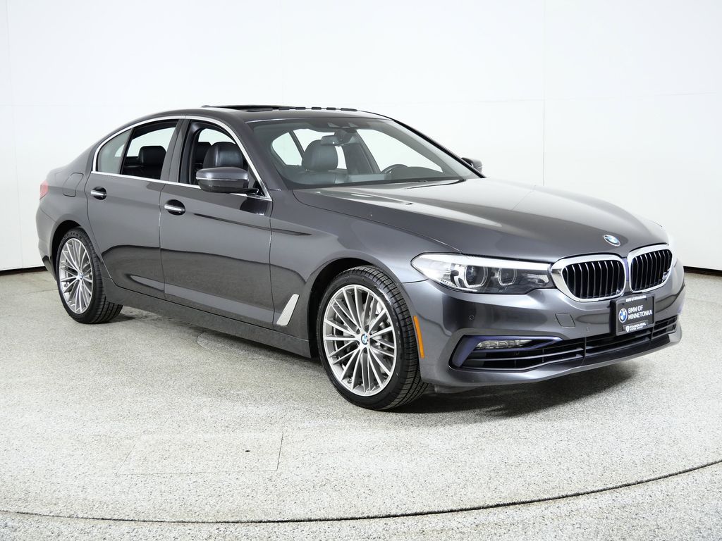 Thumbnail: 2018 BMW 5 Series - 8