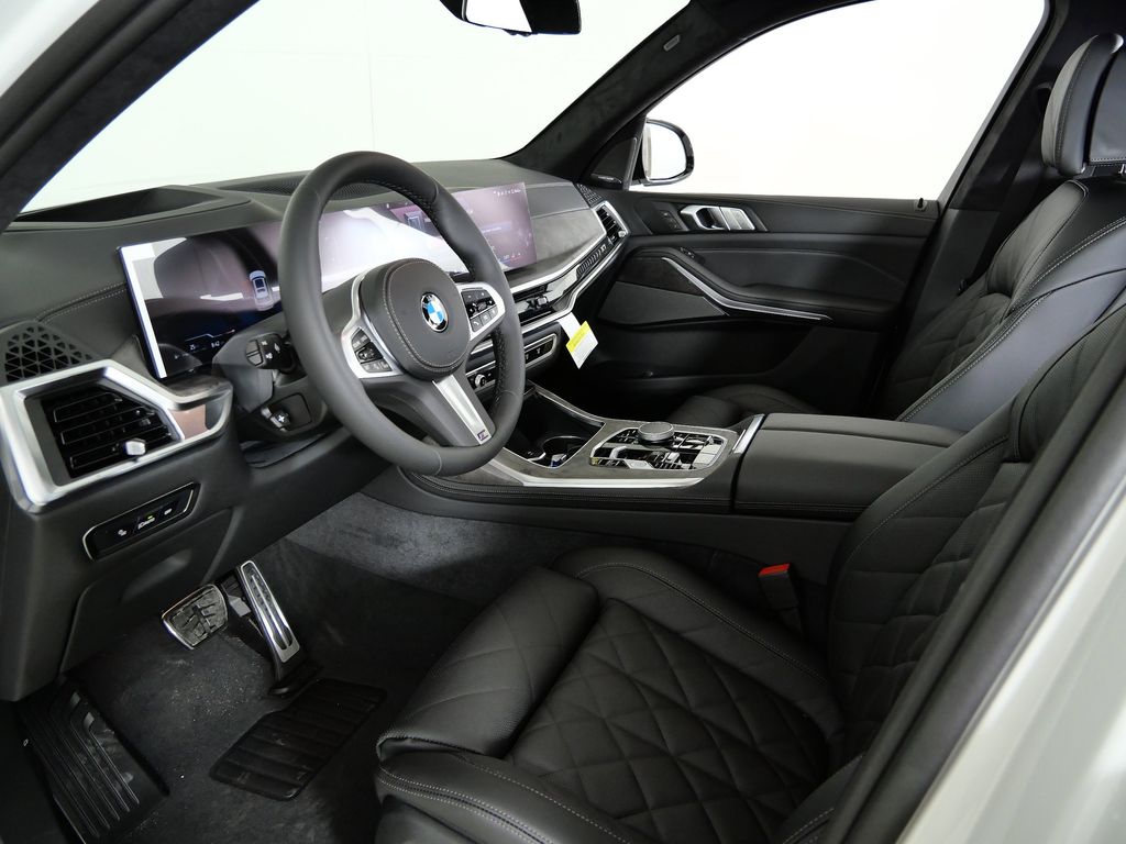 Thumbnail: 2026 BMW X7 - 37