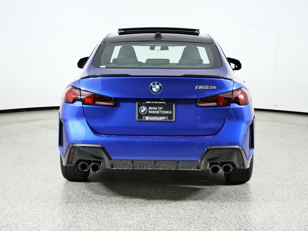 Thumbnail: 2026 BMW 2 Series - 10