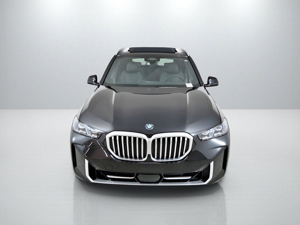 Thumbnail: 2026 BMW X5 - 17
