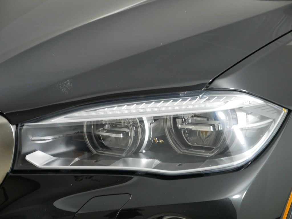 Thumbnail: 2016 BMW X6 - 17