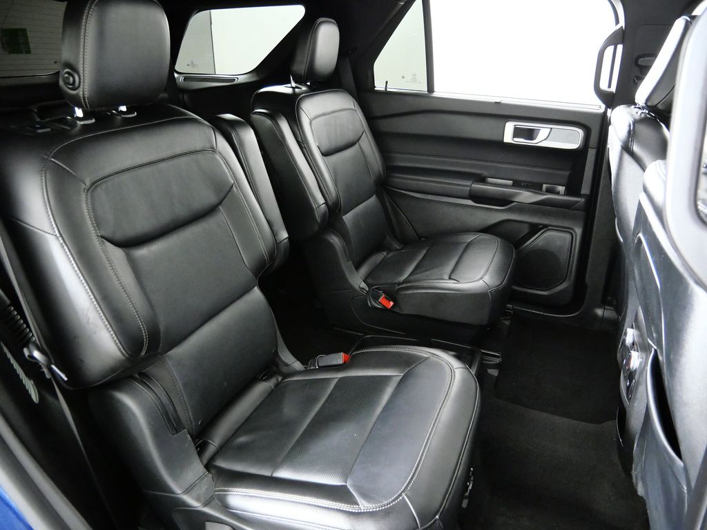 Thumbnail: 2020 Ford Explorer - 28