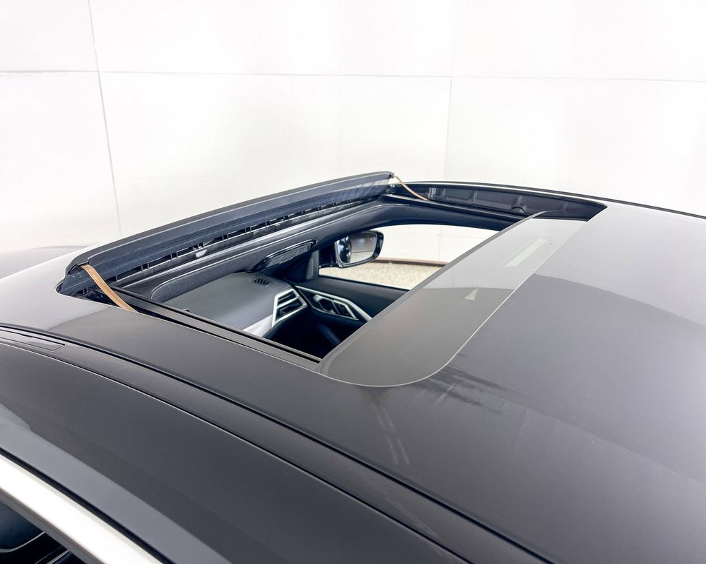 Thumbnail: 2025 BMW 4 Series - 17
