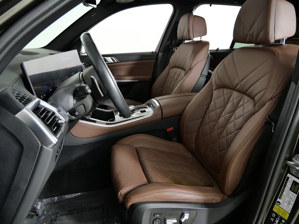 Thumbnail: 2024 BMW X5 - 41