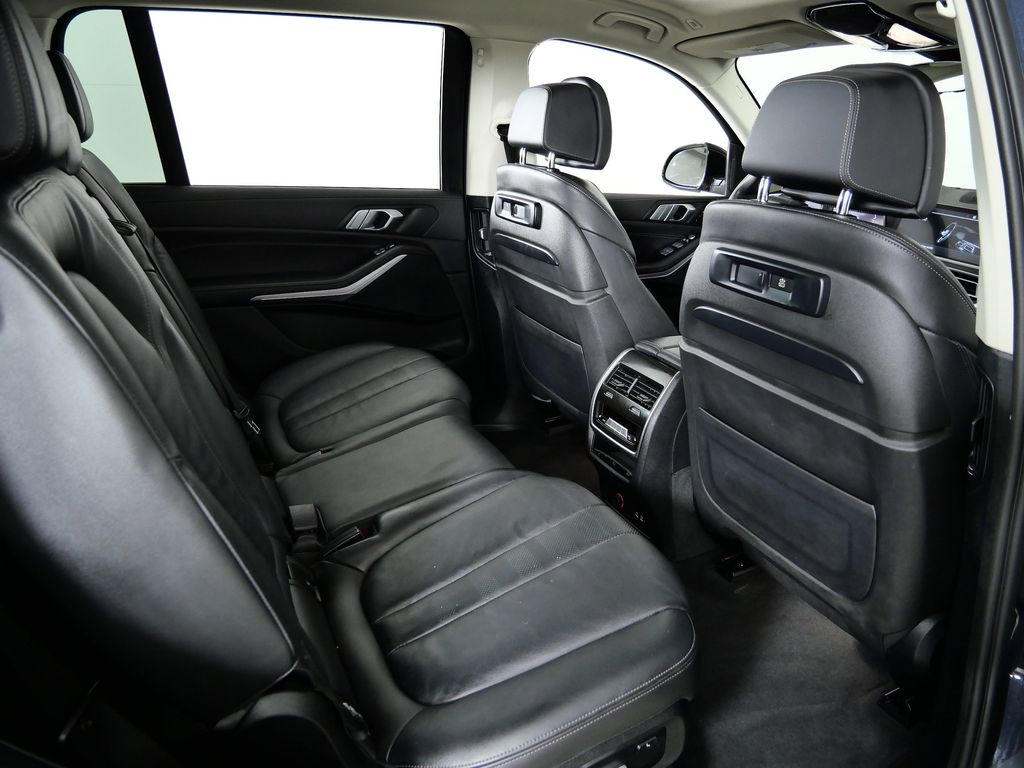 Thumbnail: 2022 BMW X7 - 26