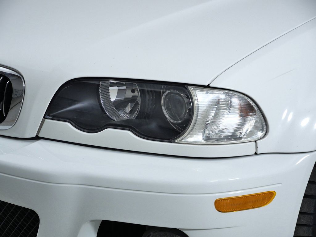Thumbnail: 2004 BMW M3 - 4