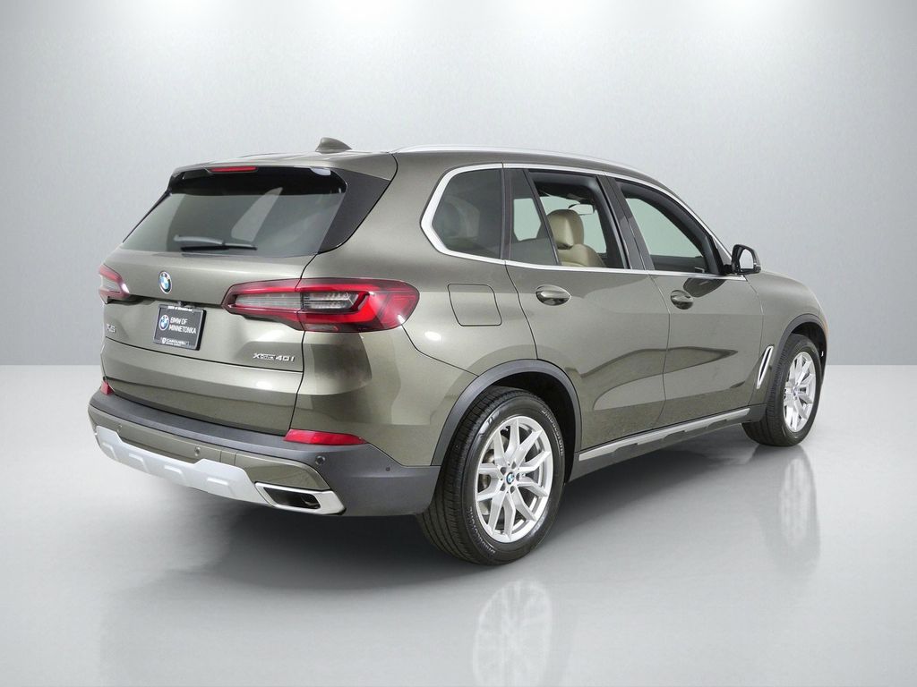 Thumbnail: 2021 BMW X5 - 9