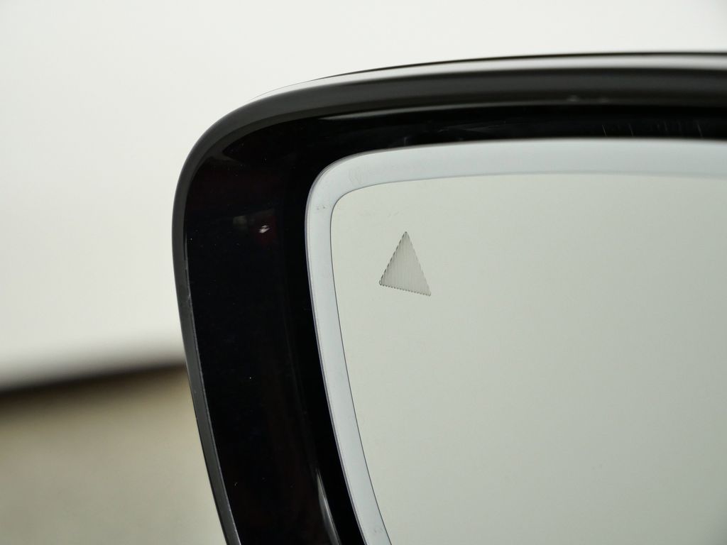 Thumbnail: 2025 BMW i4 - 42