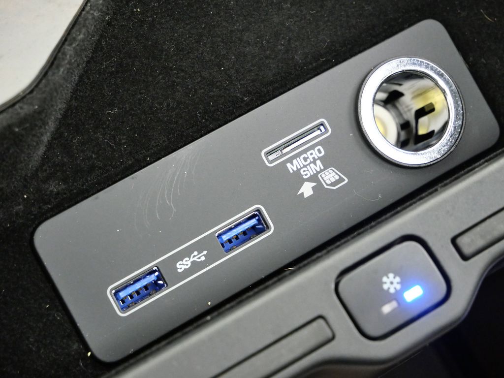 Thumbnail: 2022 Land Rover Range Rover - 49