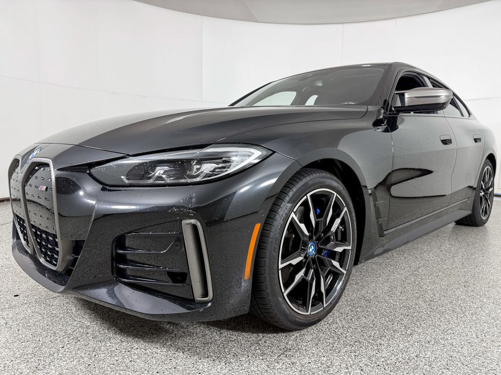Thumbnail: 2023 BMW i4 - 5