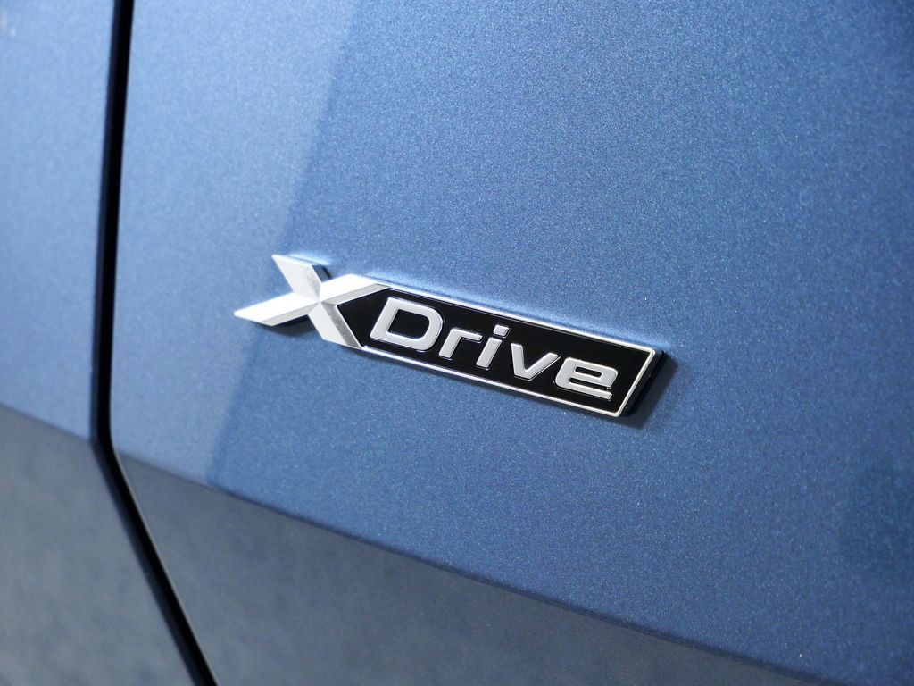 Thumbnail: 2026 BMW X3 - 15