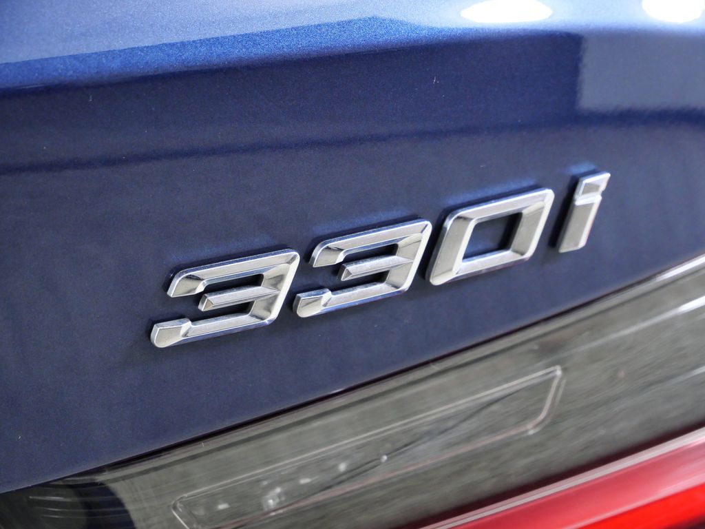 Thumbnail: 2023 BMW 3 Series - 15