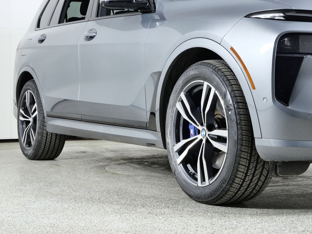 Thumbnail: 2024 BMW X7 - 8