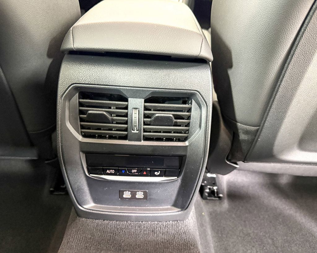 Thumbnail: 2025 BMW 4 Series - 29