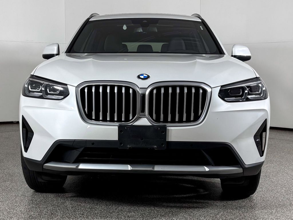 Thumbnail: 2022 BMW X3 - 3