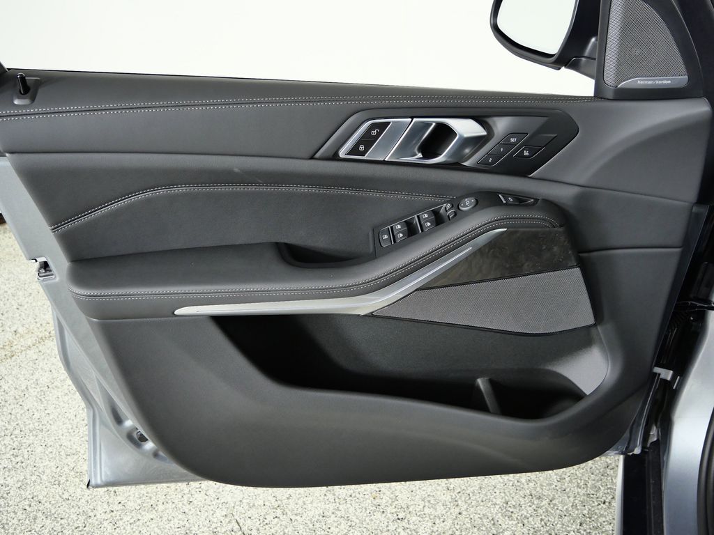 Thumbnail: 2026 BMW X5 - 34