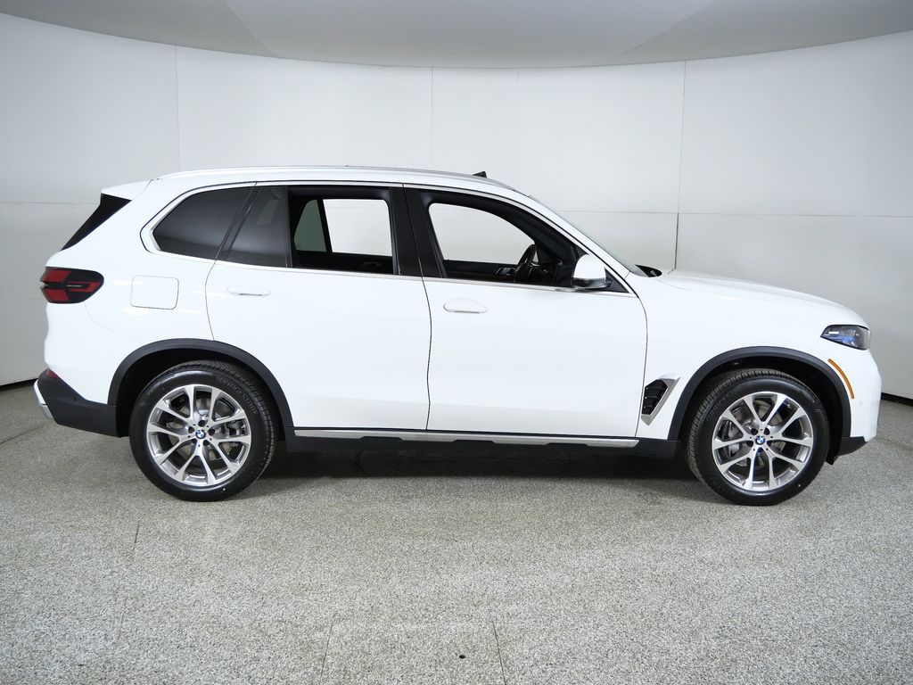 Thumbnail: 2026 BMW X5 - 8