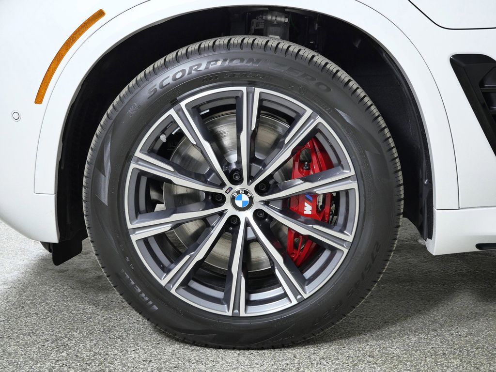 Thumbnail: 2026 BMW X5 - 17