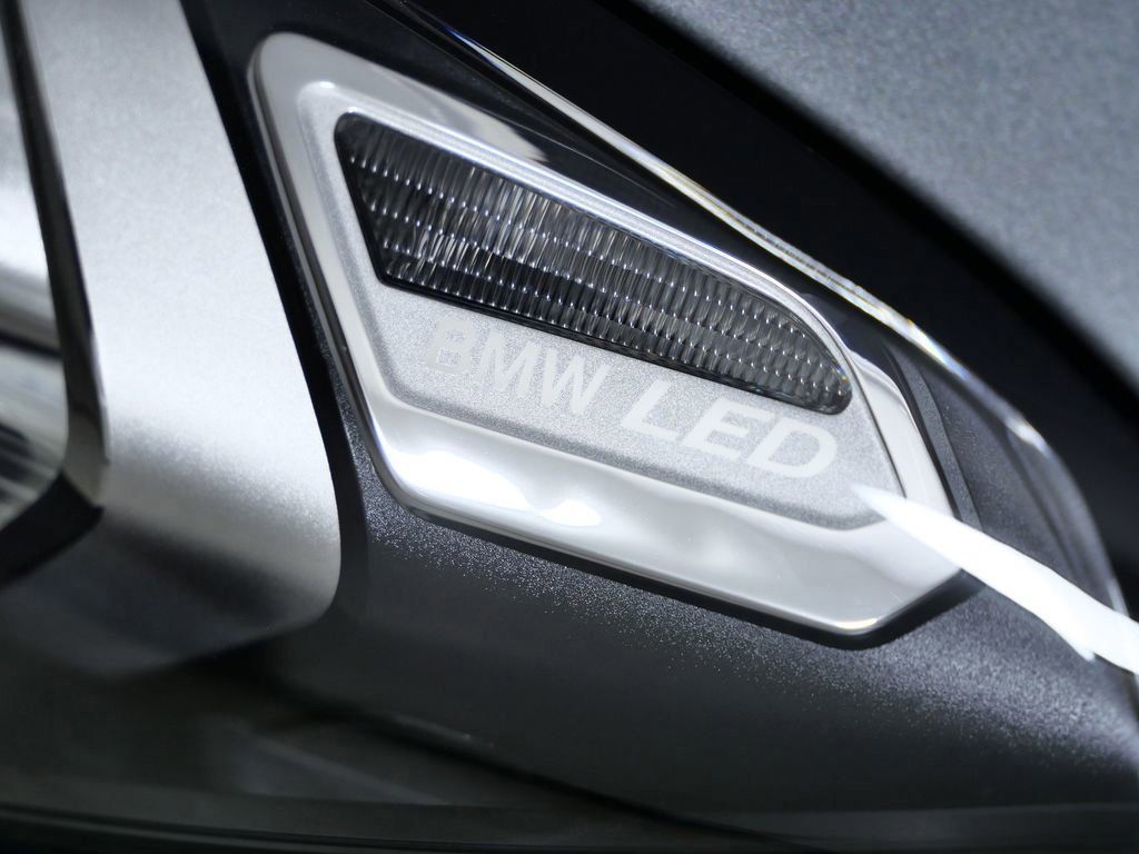 Thumbnail: 2026 BMW 3 Series - 5