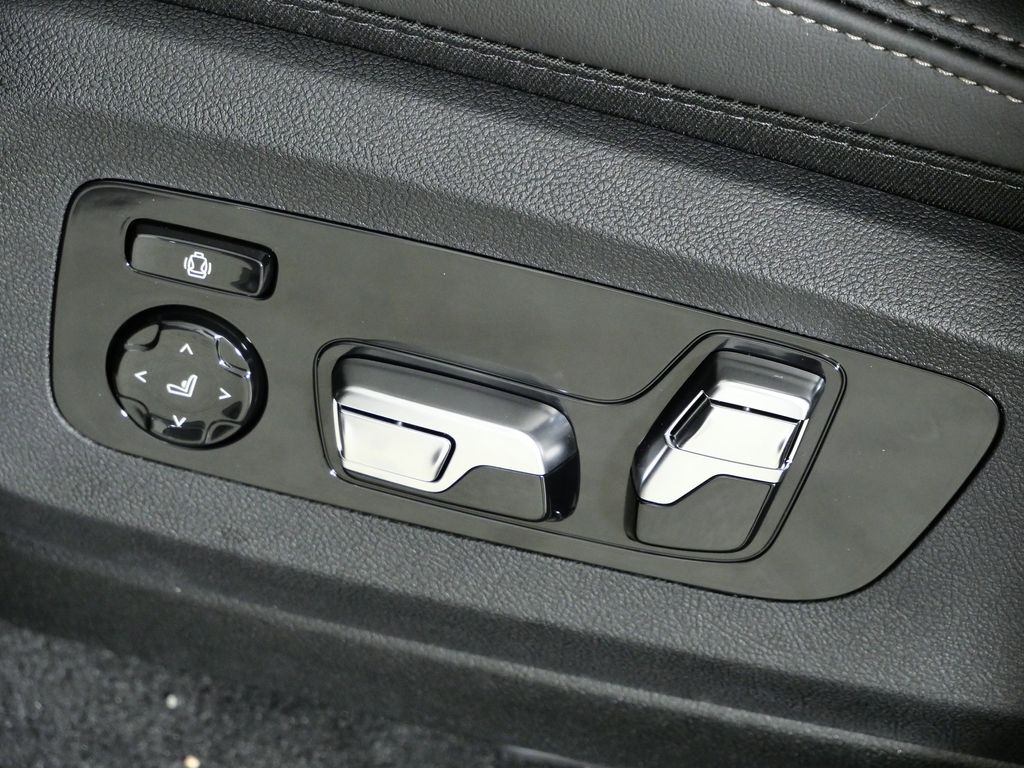 Thumbnail: 2026 BMW X5 - 39