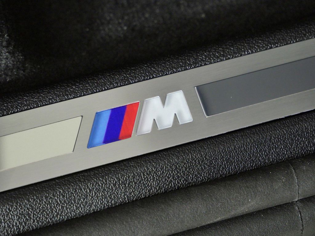 Thumbnail: 2026 BMW X5 - 23