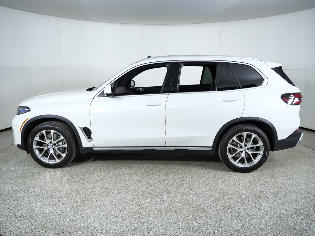 Thumbnail: 2024 BMW X5 - 18