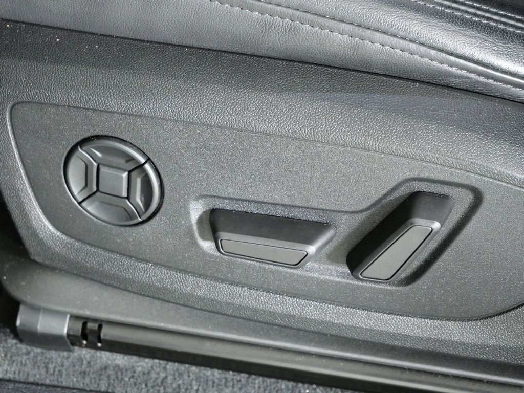 Thumbnail: 2022 Audi Q3 - 40