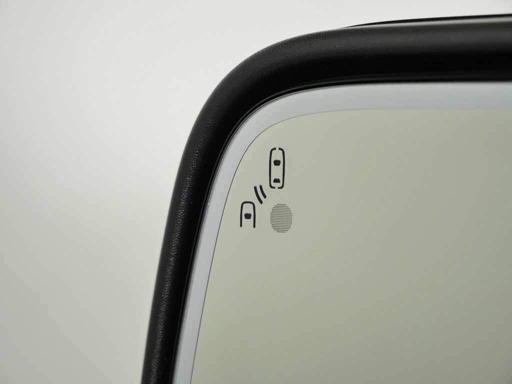 Thumbnail: 2016 Ford Explorer - 40