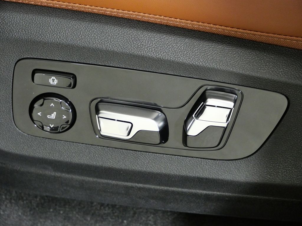 Thumbnail: 2026 BMW X6 - 39