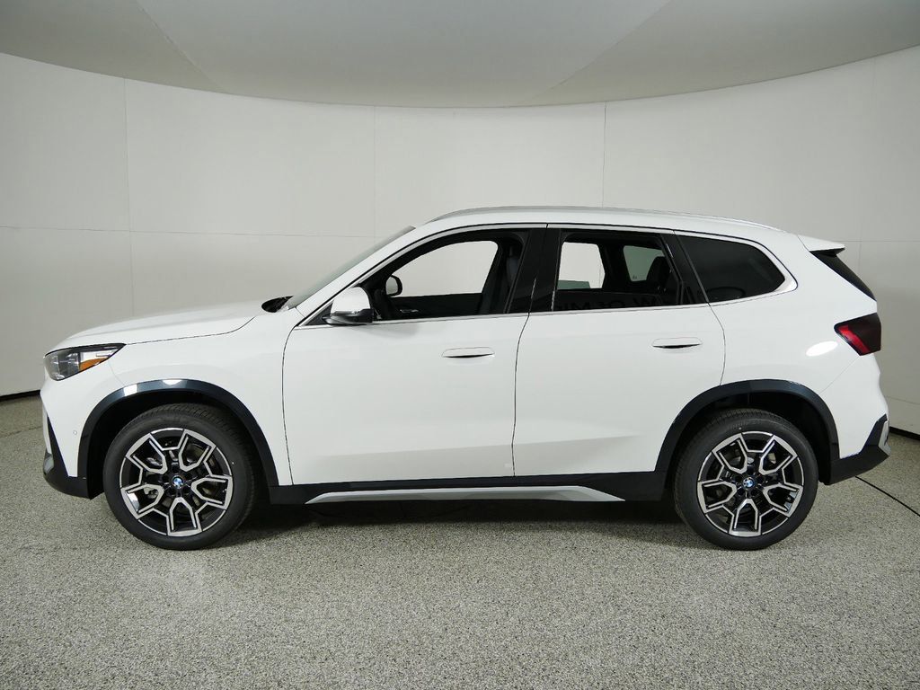 Thumbnail: 2025 BMW X1 - 16