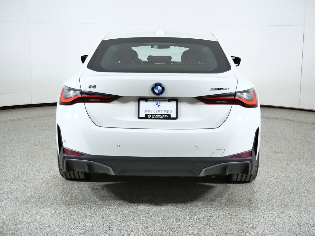 Thumbnail: 2025 BMW i4 - 12