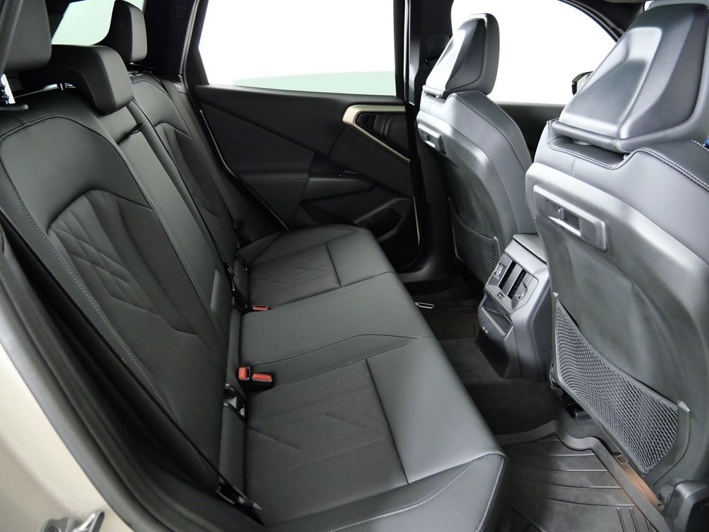 Thumbnail: 2025 BMW X3 - 30