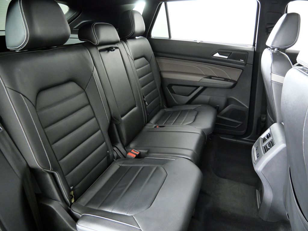 Thumbnail: 2023 Volkswagen Atlas - 26