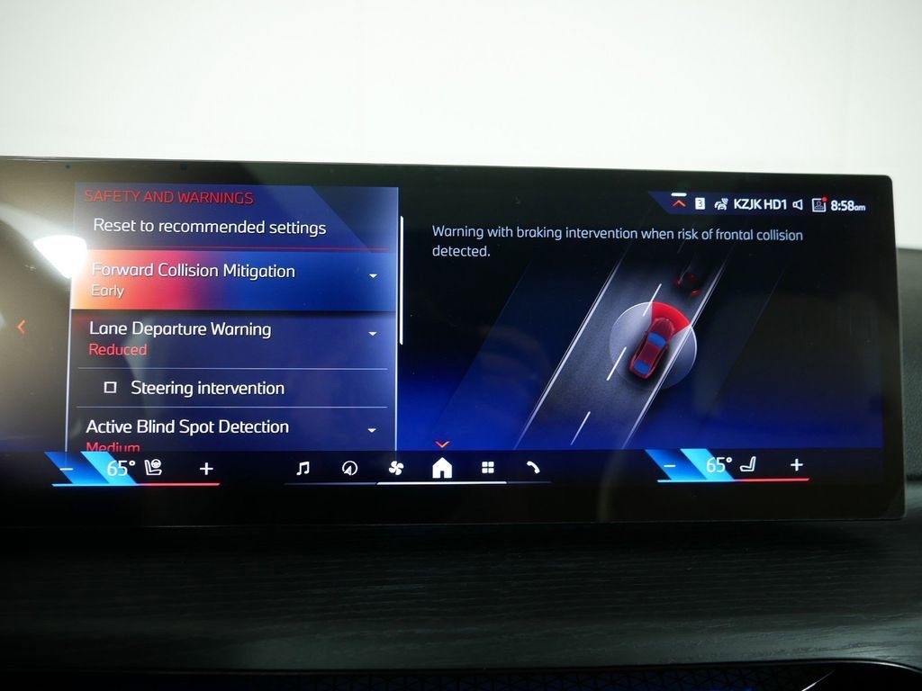 Thumbnail: 2025 BMW i4 - 43