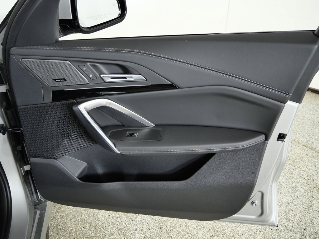 Thumbnail: 2026 BMW X1 - 19