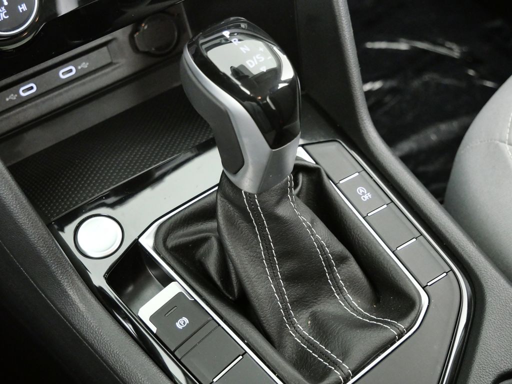 Thumbnail: 2024 Volkswagen Taos - 43