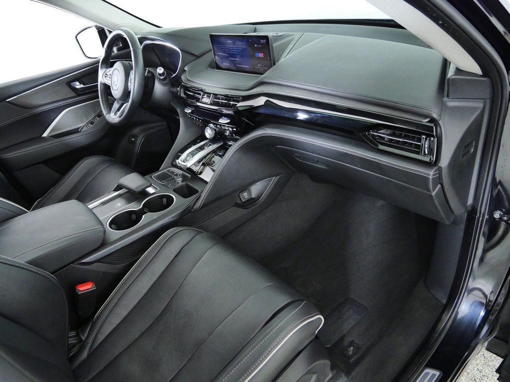 Thumbnail: 2024 Acura MDX - 19