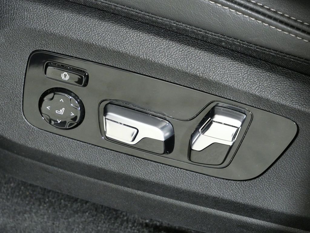 Thumbnail: 2024 BMW X5 - 44