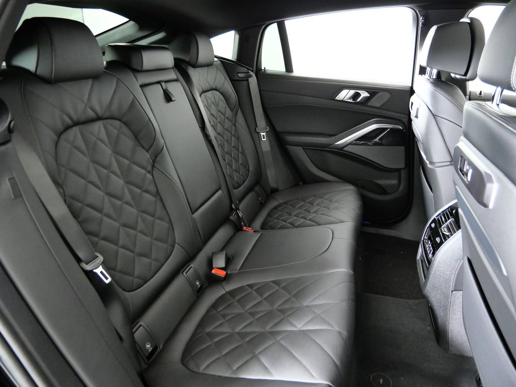 Thumbnail: 2026 BMW X6 - 27