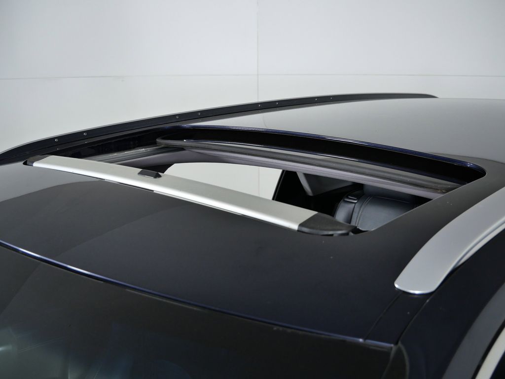 Thumbnail: 2018 Lexus RX - 19