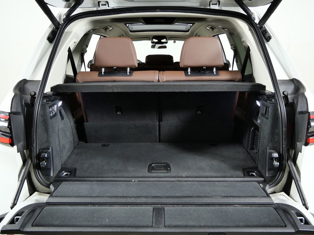 Thumbnail: 2023 BMW X7 - 35