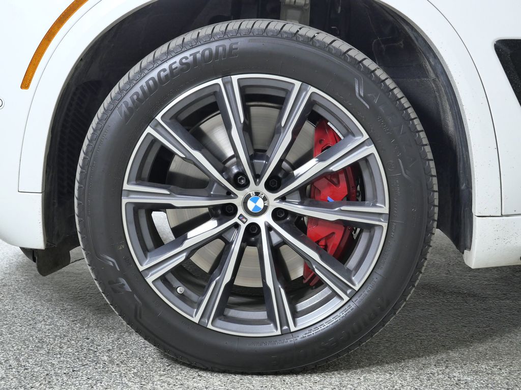 Thumbnail: 2026 BMW X5 - 17