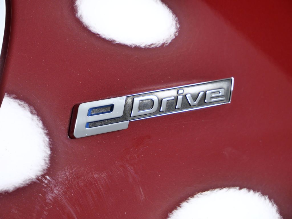 Thumbnail: 2017 BMW 3 Series - 14