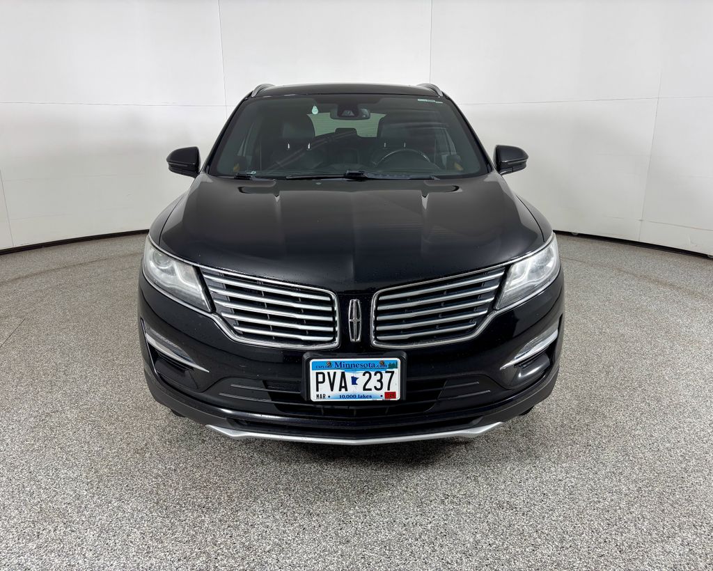 Thumbnail: 2016 Lincoln MKC - 3